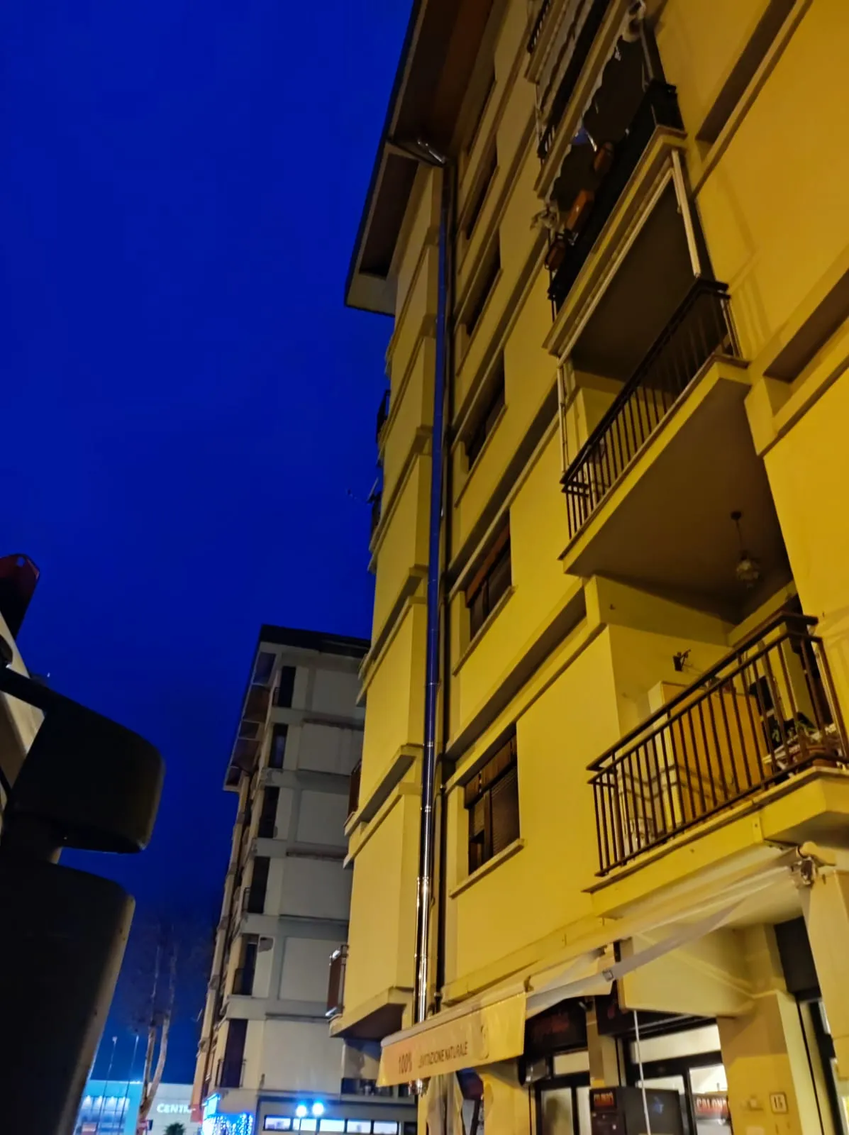 - canalizzazione-verticale-vista-laterale.webp