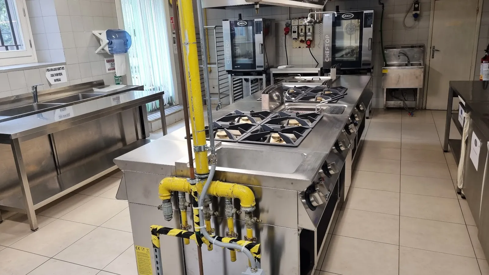 Istituto Alberghiero Martini - prospettiva-allacci-gas-cucina-centrale.webp