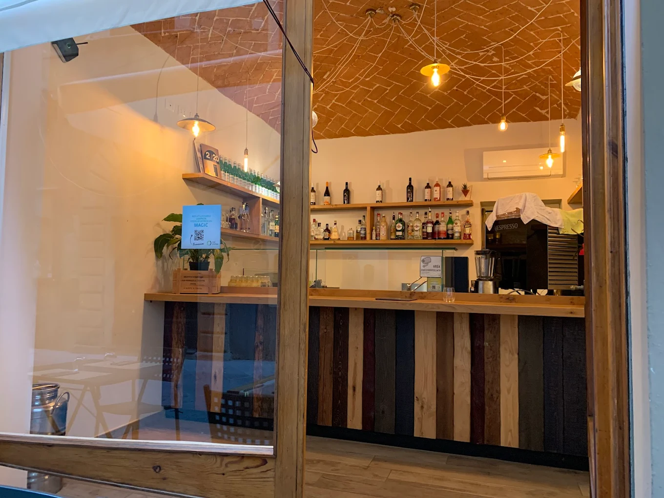 La Cantinetta - bancone.webp