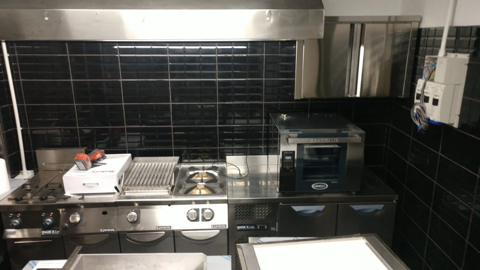 Luna Rossa Pizza & Griglia - linea-cottura-forno.webp