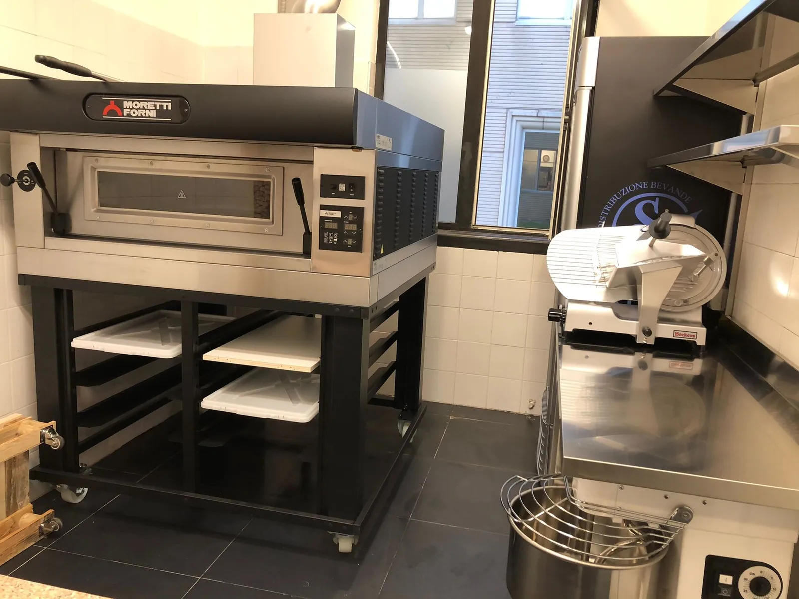 Pizzeria Quarrata - forno-da-pizza-moretti-serie-P.webp