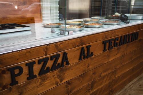 pizza al tegamino Prato bancone